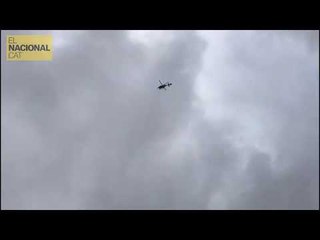 L'helicopter de la Policia Nacional sobrevola la seu d'Òmnium Cultural