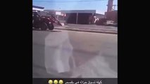 مسنة سعودية تقود حراثة زراعية في عسير