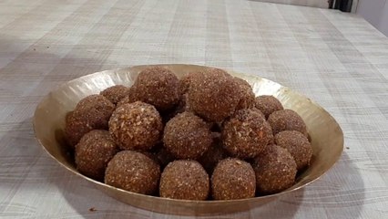 Dink Alivache ladu / Gond ke laddoo