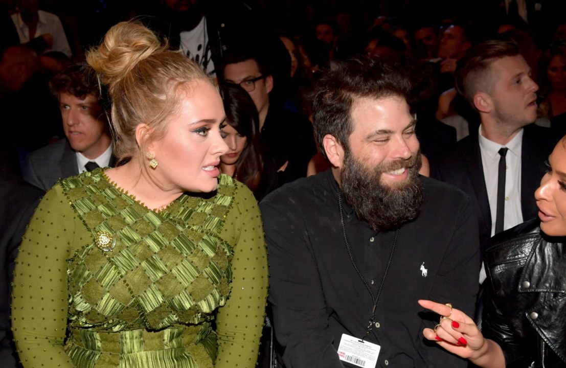 Adele teilt sich das Sorgerecht