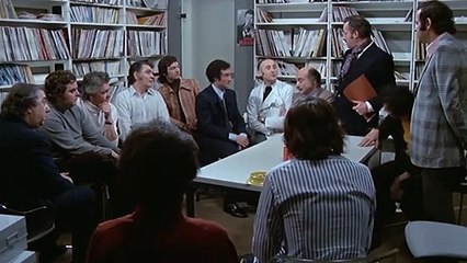 Médecine psychosomatique Lourdes (extrait "Tout le monde il est beau tout le monde il est gentil")