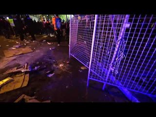 Així s'han viscut les càrregues al Carrer Mallorca després d'encendre's la primera barricada