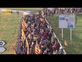 Massiva 'Marxa per la llibertat' per la C-16 (des de Berga)