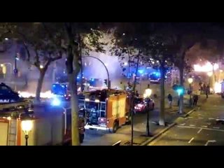 Furgons de la policia espanyola dispersen els manifestants de la Gran Via