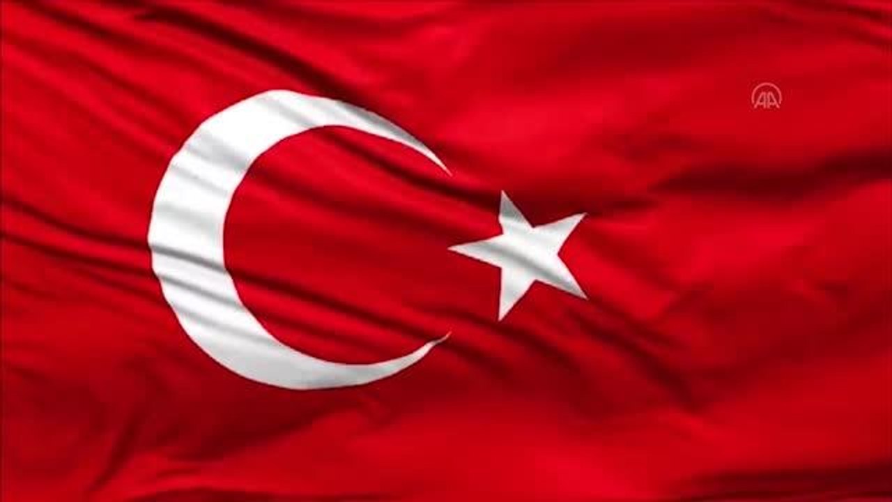 Çaykur Rizespor'da teknik direktör Uygun ve futbolculardan "İstiklal Marşı" klibi