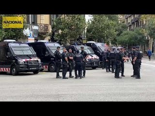 Els mossos blinden la Delegació del Govern per la manifestació convocada aquesta tarda