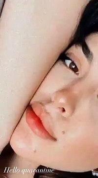 هيا مرعشلي تثير الجدل بأحدث إطلالاتها
