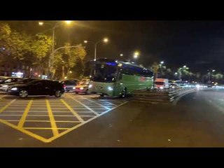 Els manifestants que talles l'avinguda Meridiana demanen la llibertat dels presos