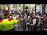 Tensió als jutjats de Girona entre Mossos i la gent que volia entrar per autoinculpar-se.