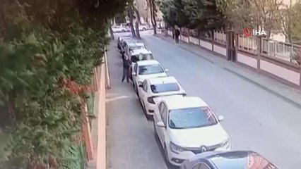 Kadıköy'de güpegündüz arabanın camını patlatıp, hırsızlık yaptı