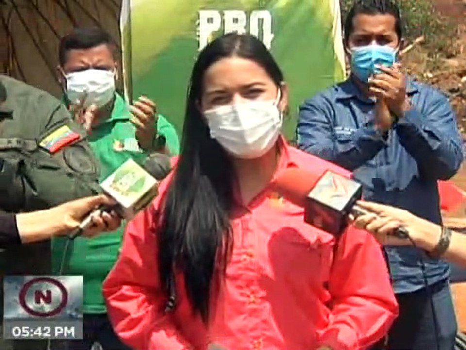 Min. de Agricultura Urbana entrega financiamiento para la producción de rubros y hortalizas en la Academia de la Armada Bolivariana