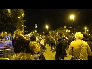 Continua la cassolada contra Felip VI a la Diagonal