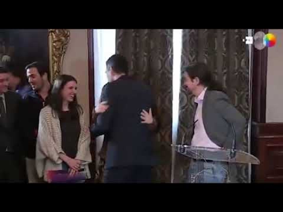 El MOMENTO entre PEDRO SÁNCHEZ y PABLO IGLESIAS que enternece a sus asistentes: "Ooooh"