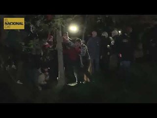 Els CDR tallen un ARBRE a SALT per continuar amb les barricades