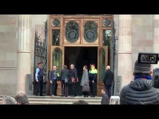JUDICI TORRA | El president Torra entra al TSJC amb la seva dona i l'advocat Boye
