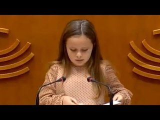EL DISCURSO DE UNA NIÑA TRANSEXUAL EN LA ASAMBLEA DE EXTREMADURA