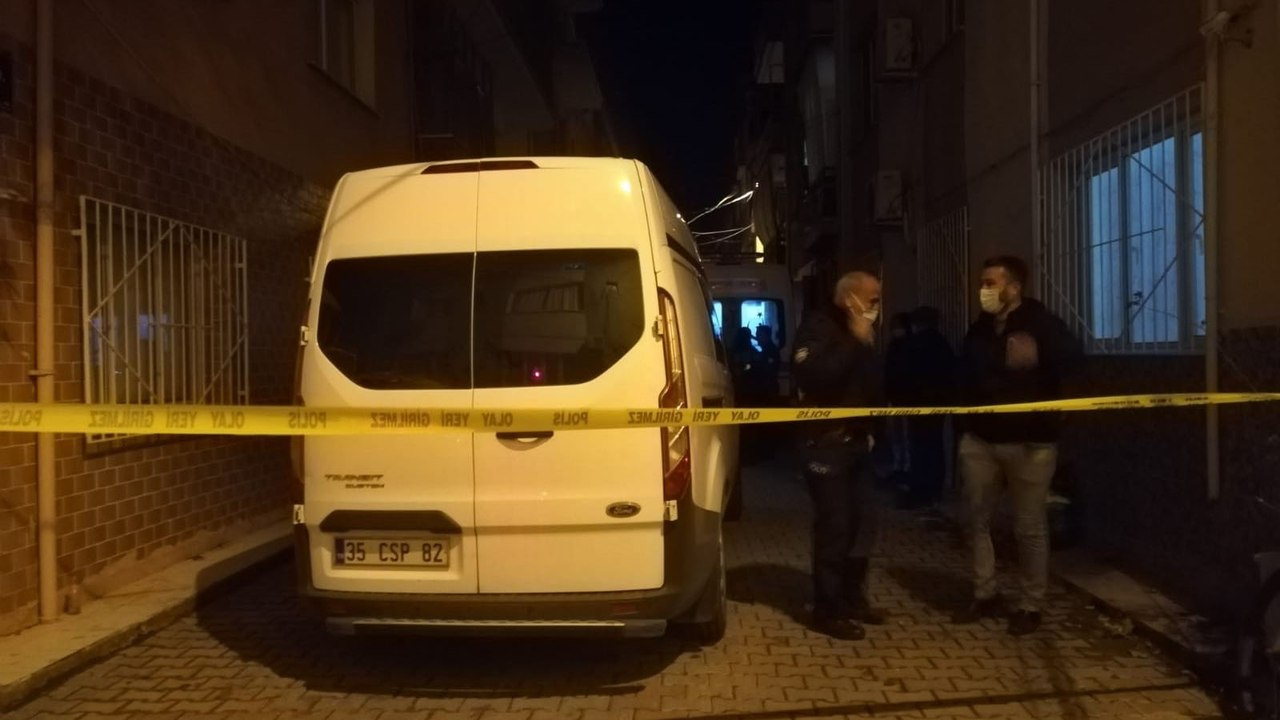 İzmir'de şüpheli ölüm: Kötü koku dehşeti ortaya çıkardı