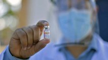 Colombianos que tuvieron covid recibirán solo una dosis de vacuna de Pfizer