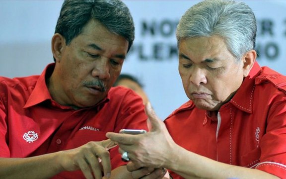 Zahid masih perlu, tetapi lebih baik jika Umno ada ‘pelan B’, kata penganalisis