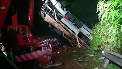 Proses Evakuasi Bus Sri Padma Berhasil Dilakukan NEW