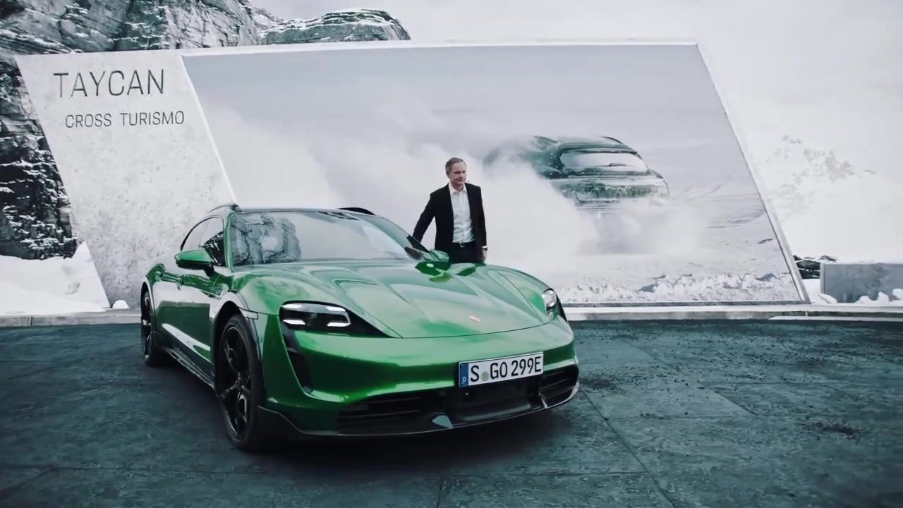 Weltpremiere des Porsche Taycan Cross Turismo