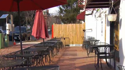 للتعافي من آثار كورونا.. بايدن يوقع خطة لإنقاذ الاقتصاد