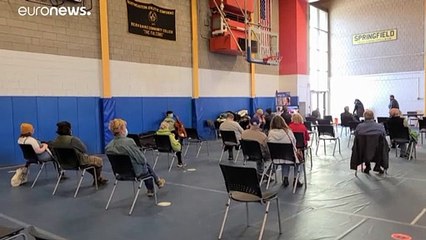 Música | Yo-Yo Ma improvisa un concierto tras vacunarse contra la COVID-19