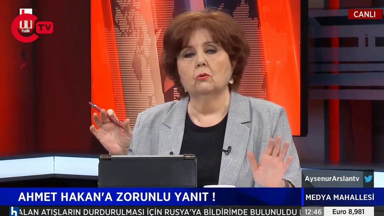 Ayşenur Arslan yanıt verdi: Ahmet Hakan okumaz, izlemez. Birileri ona bir not verir