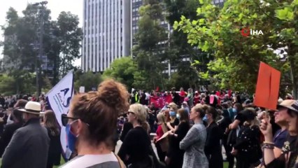 - Avustralya’da on binlerce kişi kadına yönelik şiddet ve cinsel istismarı protesto etti