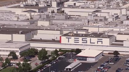 Elon Musk kapanma kararına uymadı, yüzlerce Tesla çalışanı koronavirüse yakalandı