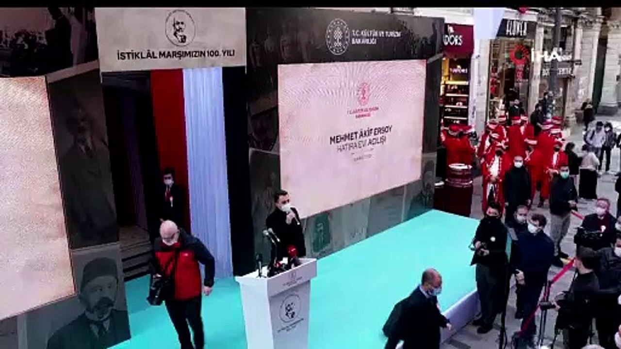 Bakan Ersoy, Mehmet Akif Ersoy Hatıra Evi'nin açılışına katıldı