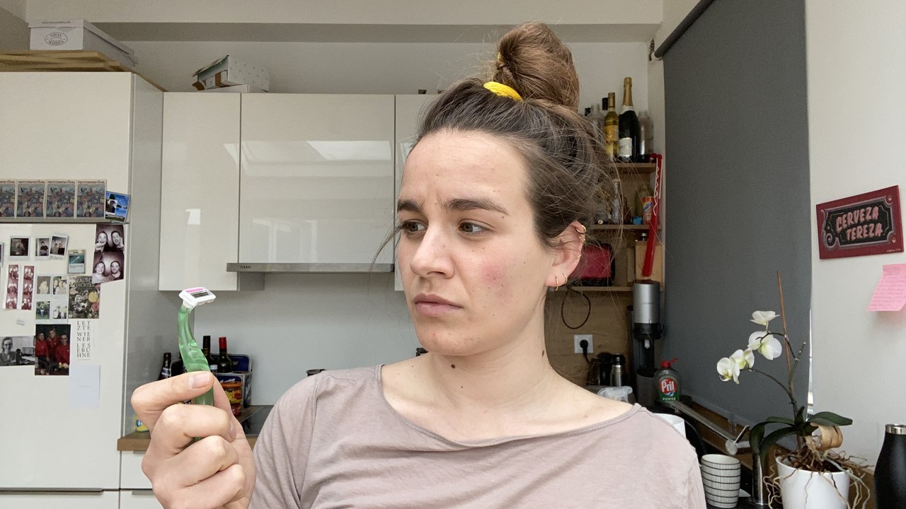 Hossa: 'Muss ich mich jetzt für den Feminismus rasieren?'