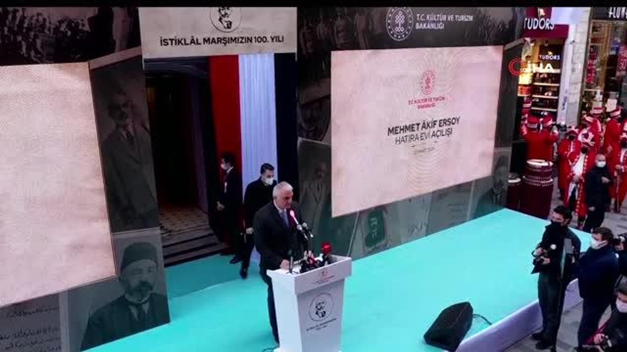 Bakan Ersoy, "Mehmet Akif Ersoy Hatıra Evi"nin açılışına katıldı