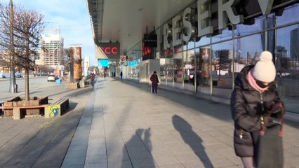 Traslado de pacientes de COVID en Francia y dudas sobre la vacuna de AstraZeneca