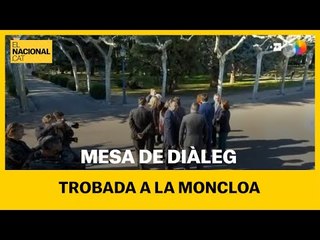 Arribada dels membres de la mesa de diàleg a la Moncloa