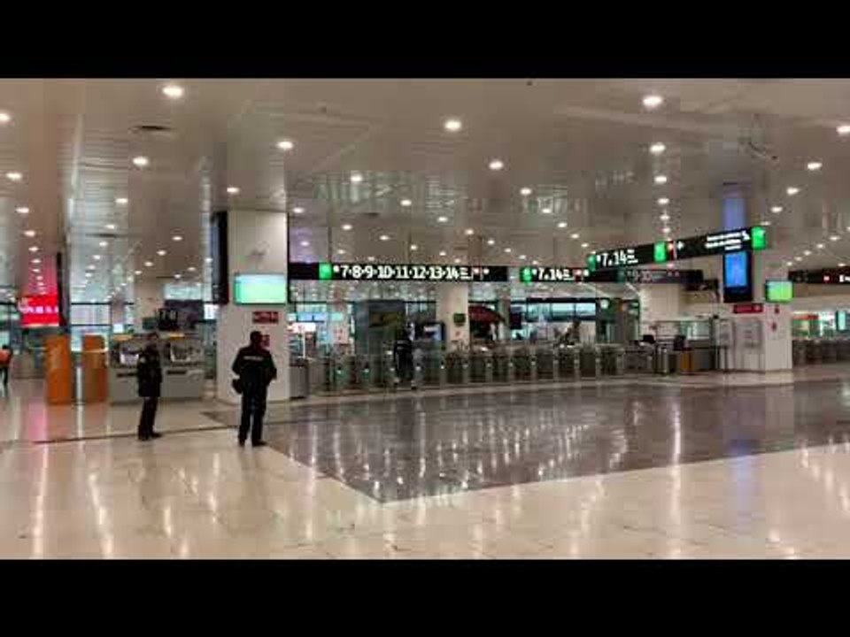 L'Estació de Sants, buida pel coronavirus