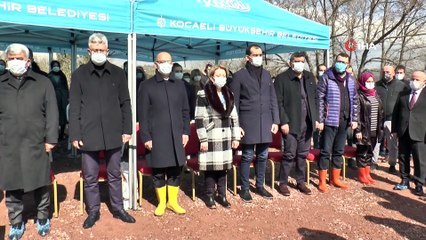 Sağlık çalışanları anısına 2 bin 500 fidanlı meyve ormanı