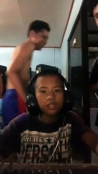 PAUWI NA AKO
