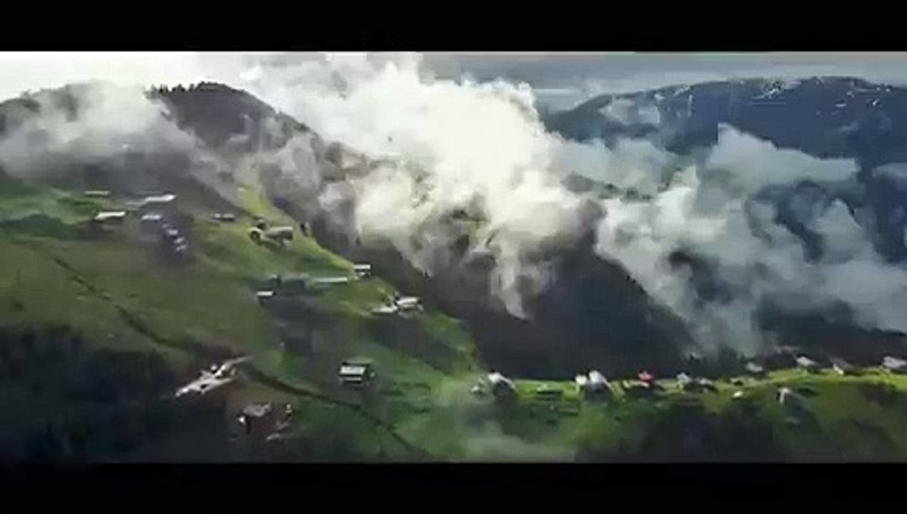 THY'den 'İstiklal Marşı' klibi: 'Bu vatan tam 100 yıldır aynı marşı söylüyor'