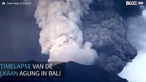 Ongelooflijke timelapse video laat zien hoe de vulkaan Agung as uitspuwt