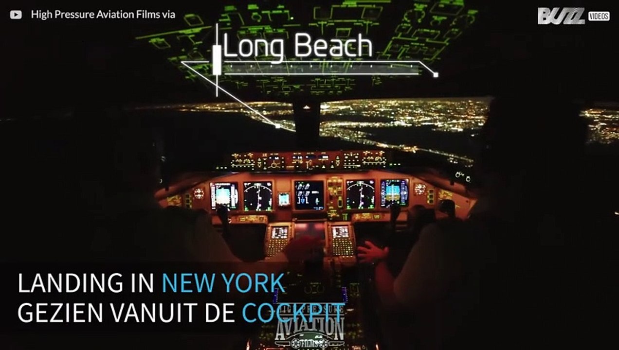 Ongelooflijk uitzicht op New York vanuit cockpit vliegtuig
