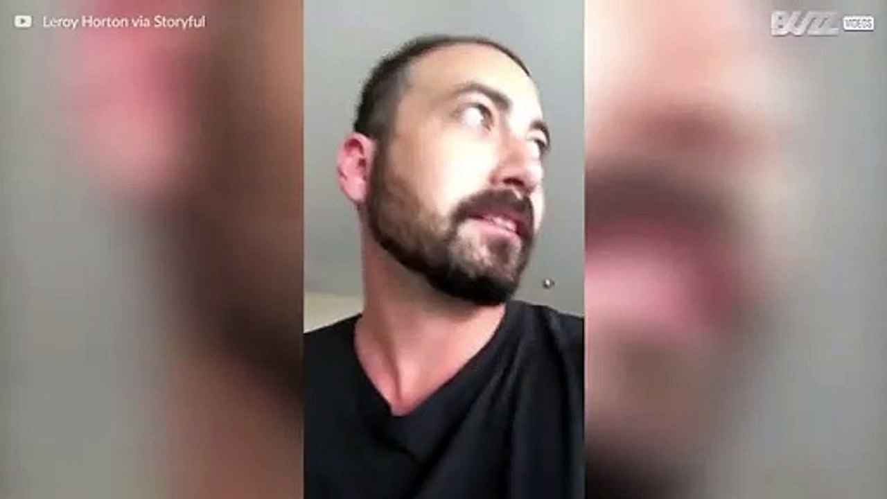 Slimmerik probeert met spin te spelen en krijgt de schrik van zijn leven