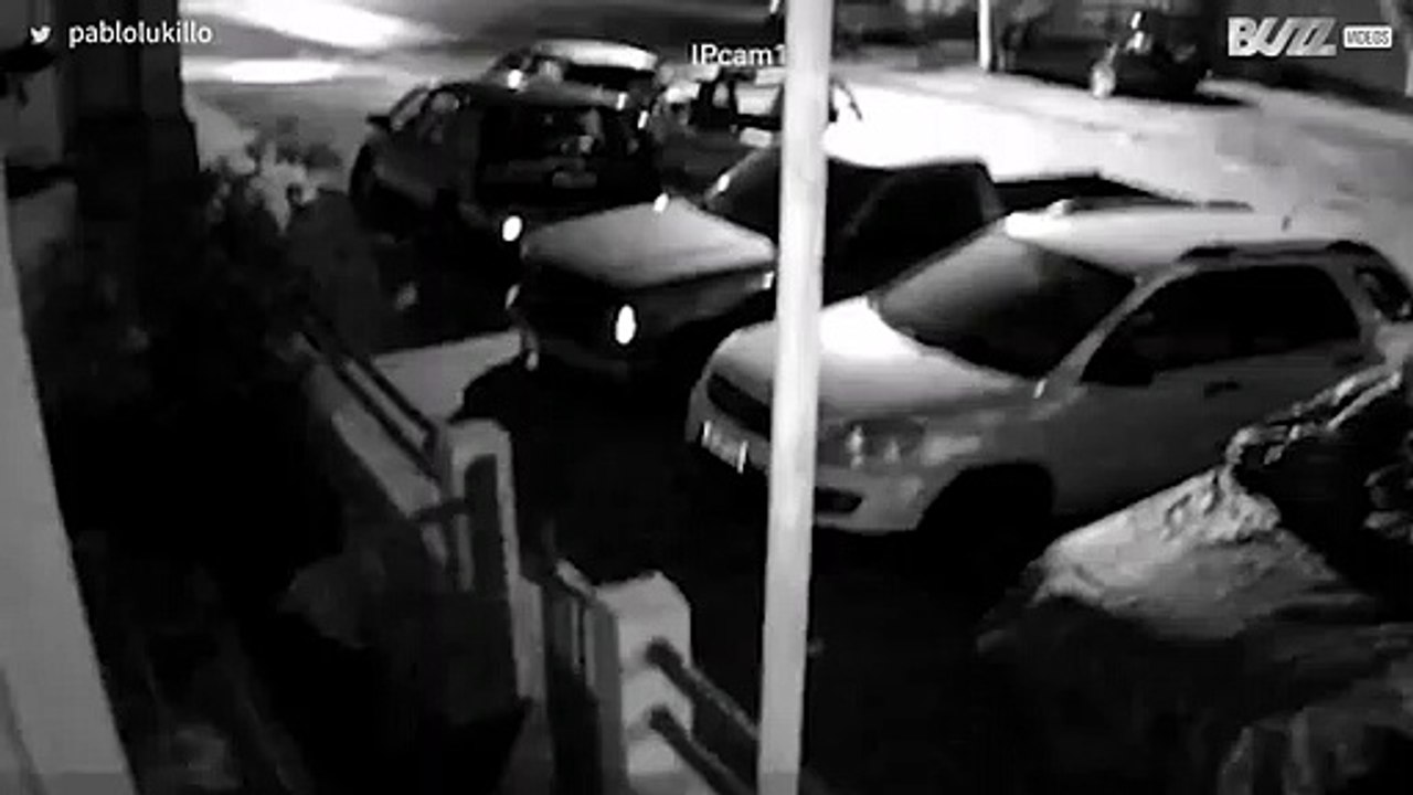[TRANSLATE] - Security camera captures earthquake 1
