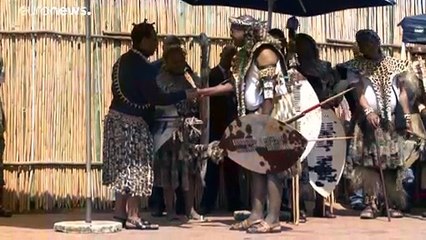 وفاة ملك شعب الزولو في جنوب إفريقيا غودويل زويليتيني