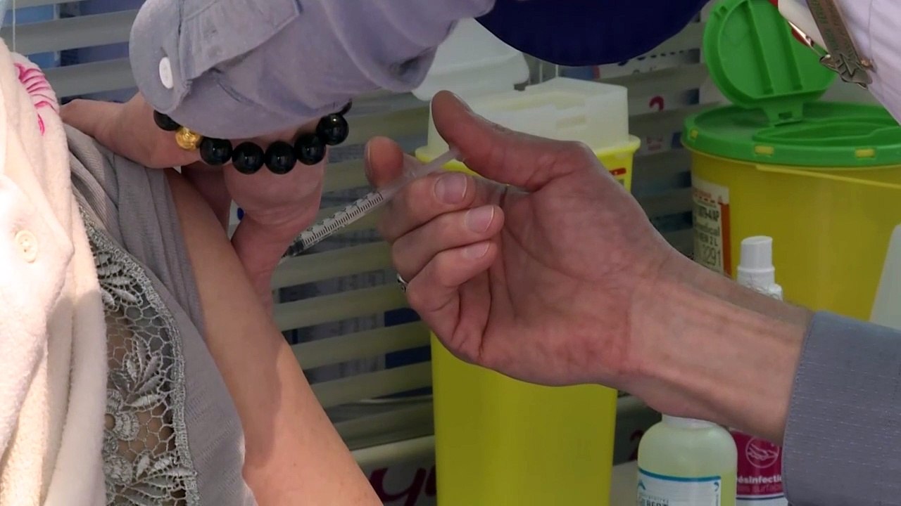 EMA: Schwere Allergien mögliche Nebenwirkung von Astrazeneca-Impfstoff
