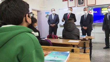 Şahinbey'den eğitime destek sürüyor