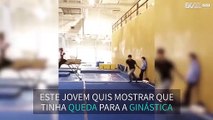 Jovem ginasta com grande queda para os mortais