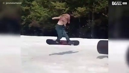 Jovem snowboarder impressiona também no skate