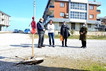 Son dakika haberi! Rögar kapağı olmayan sokak tehlike saçıyor