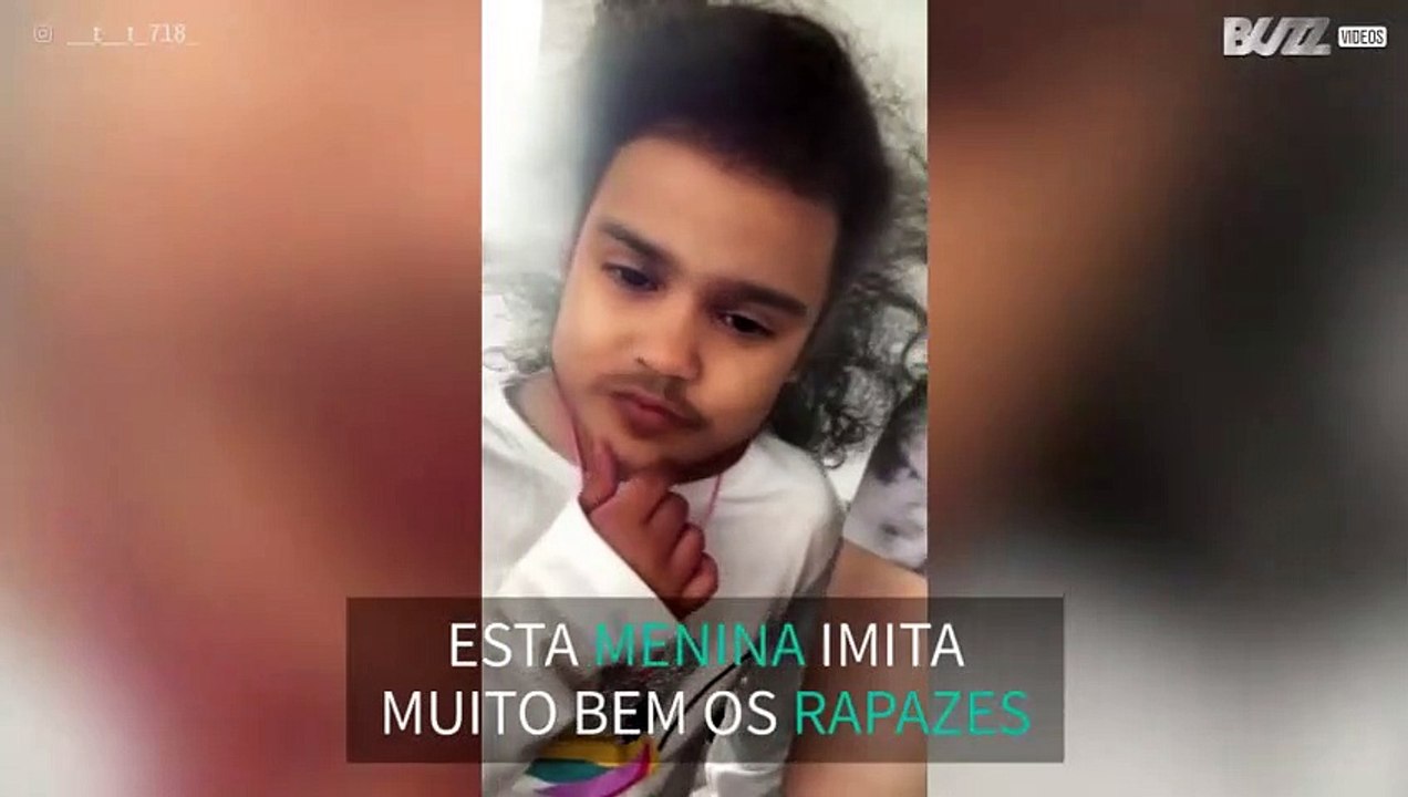 Menina mostra como são os rapazes com filtro de snapchat